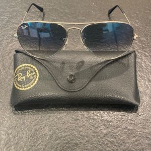 Ray-Ban Aviator sunglasses